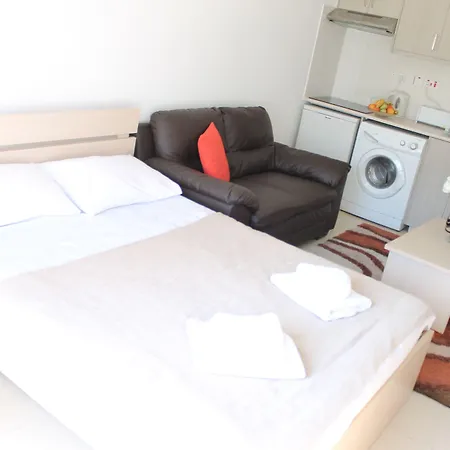 Hotel Tiffany Larnaca