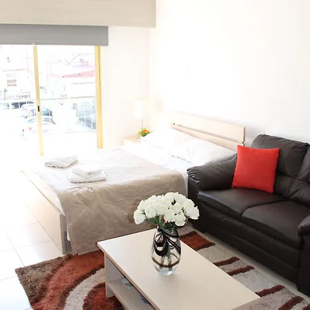 Tiffany Hotel Larnaca