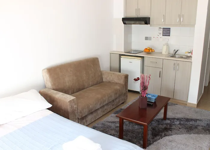 酒店 Tiffany 拉纳卡